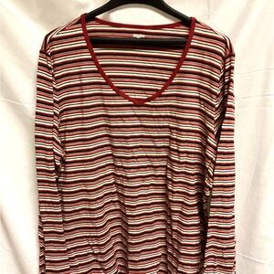 Striped V-neck Long Sleeved Tee